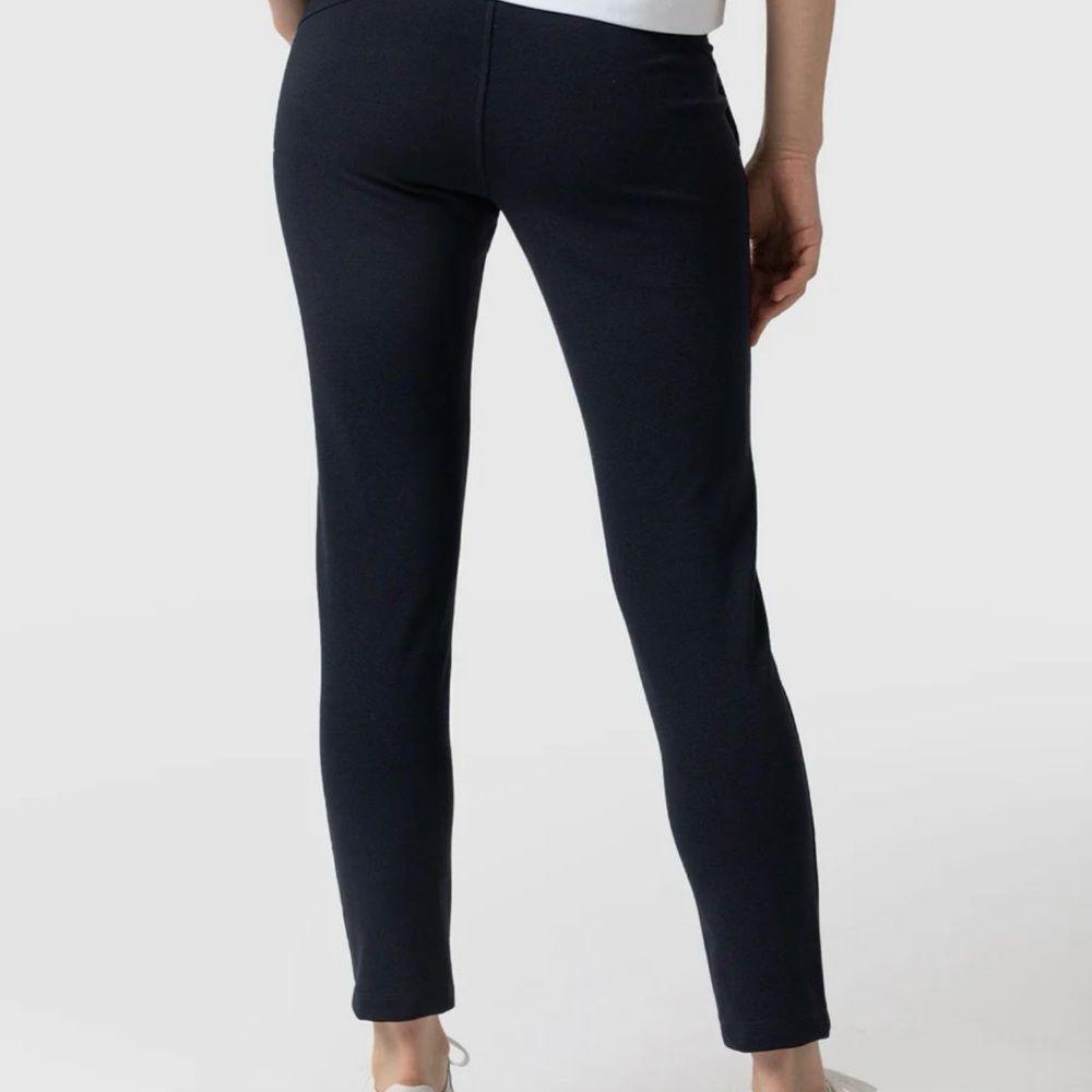 Saint + Sofia Finsbury Pant – Navy – Size 4 / XS – 28” Inseam - Picture 3 of 7